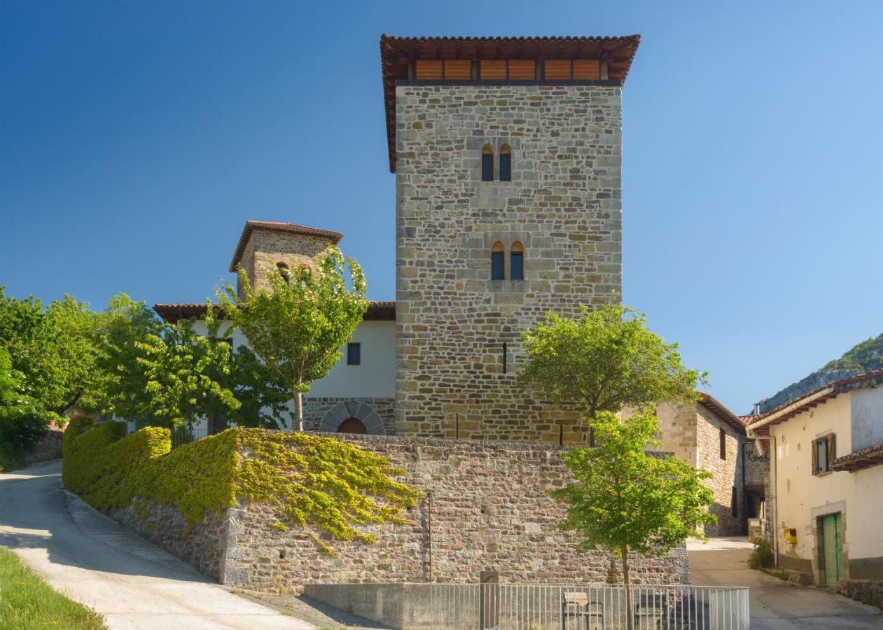 Hotel Rural Torre De Uriz Εξωτερικό φωτογραφία